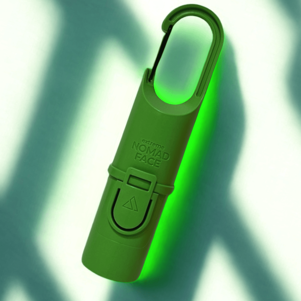 Protector solar resistente al sudor Nomad Face, modelo Bunker Green Forest.